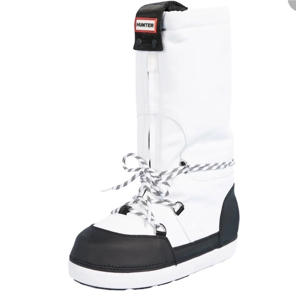 HUNTER White Snow Boots Size 6US